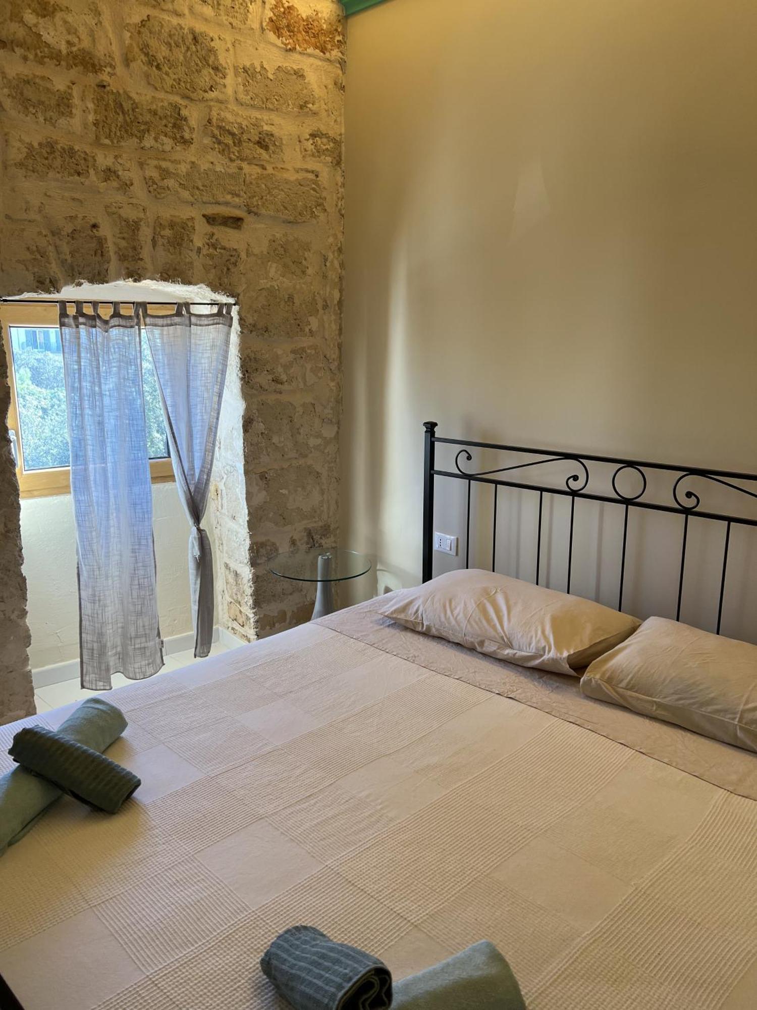 Intra Moenia Bed & Breakfast Bisceglie Ngoại thất bức ảnh