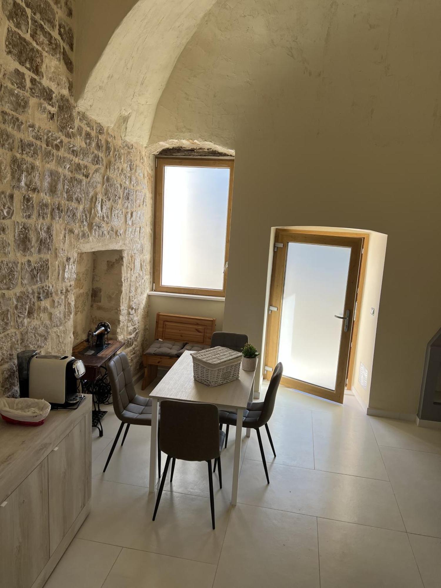 Intra Moenia Bed & Breakfast Bisceglie Ngoại thất bức ảnh