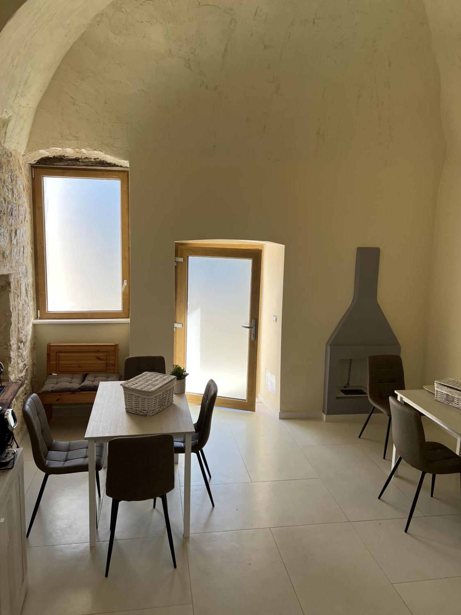 Intra Moenia Bed & Breakfast Bisceglie Ngoại thất bức ảnh